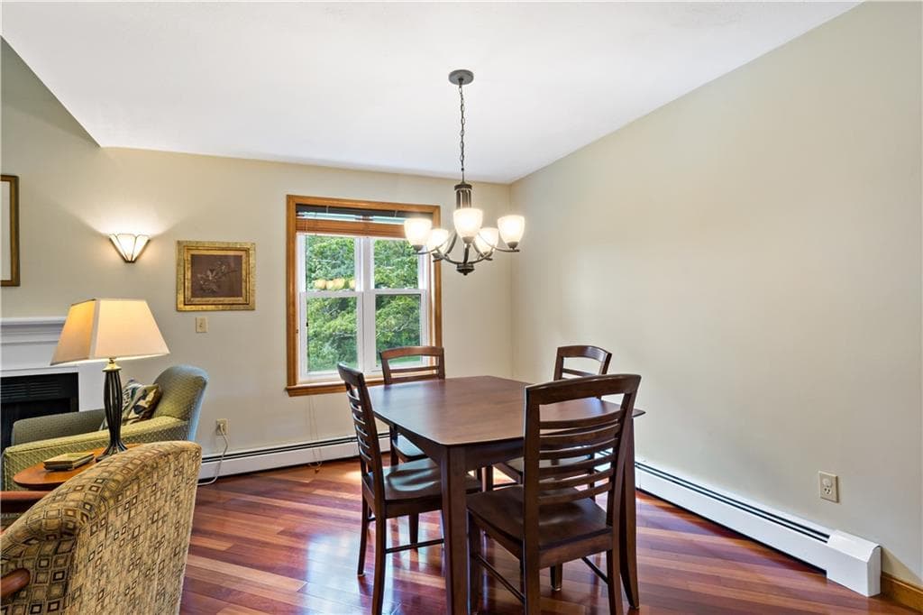 Single Family Residence at 130 K G Ranch Road, Richmond, photo 10 of 49