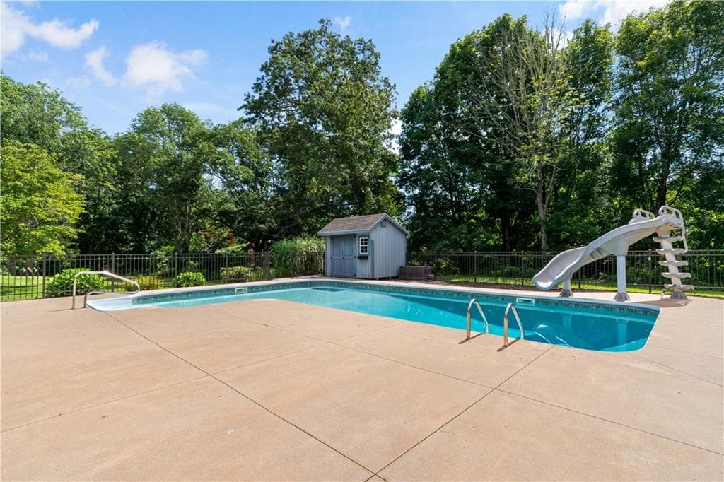 Single Family Residence at 130 K G Ranch Road, Richmond, photo 41 of 49