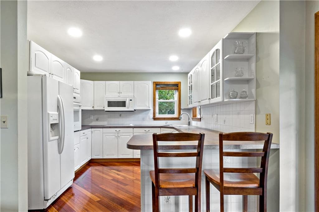 Single Family Residence at 130 K G Ranch Road, Richmond, photo 15 of 49