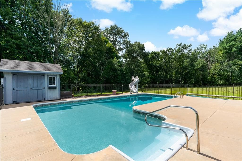 Single Family Residence at 130 K G Ranch Road, Richmond, photo 39 of 49