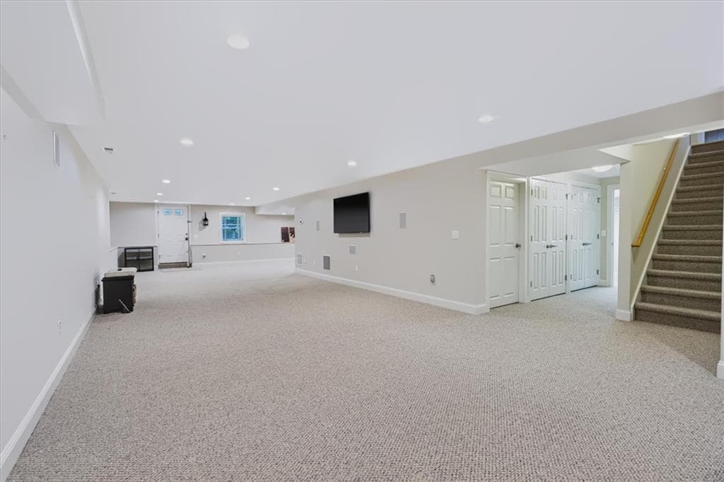 Condominium at 152 Allegra Lane, North Kingstown, photo 34 of 47