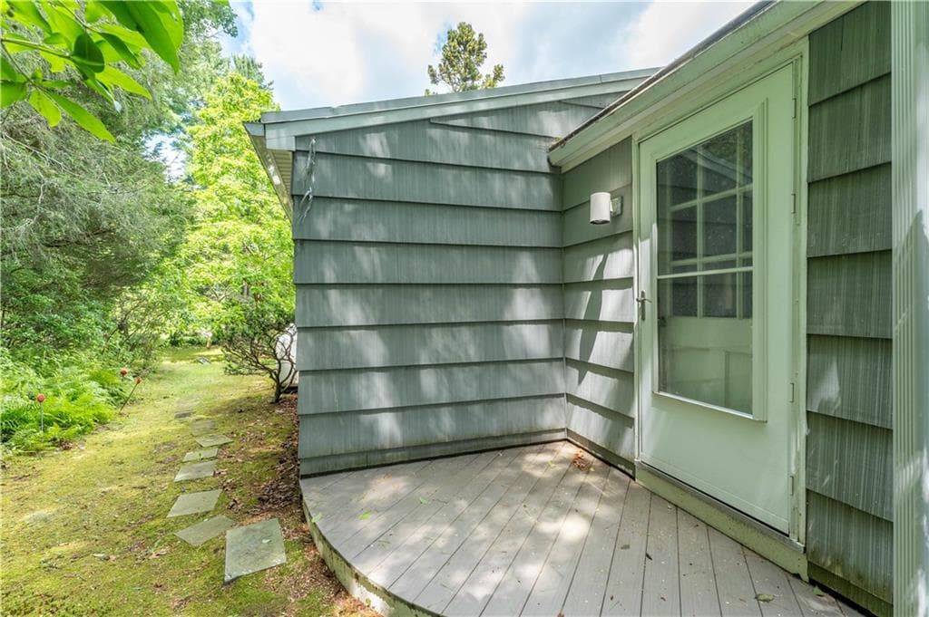 Single Family Residence at 883 River Road, Groton, photo 6 of 23