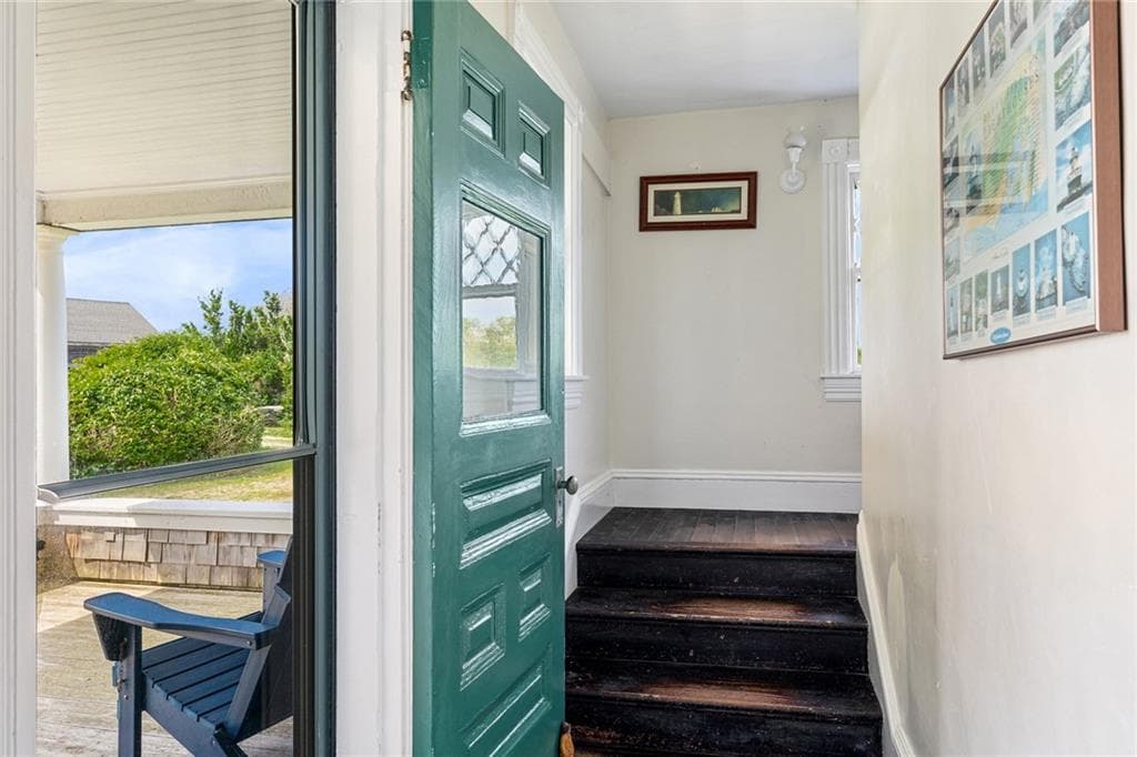 Single Family Residence at 5 Kempton Place, Little Compton, photo 21 of 37