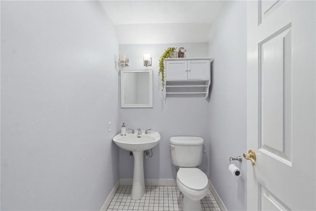 Condominium at 106 Trellis Drive, West Warwick, photo 7 of 30