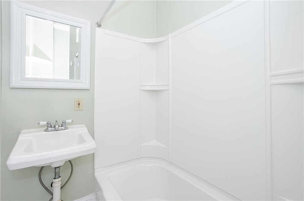 Condominium at 85 Mill Street UNIT 2, Newport, photo 22 of 27