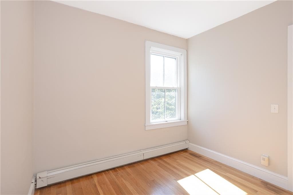 Condominium at 85 Mill Street UNIT 2, Newport, photo 11 of 27