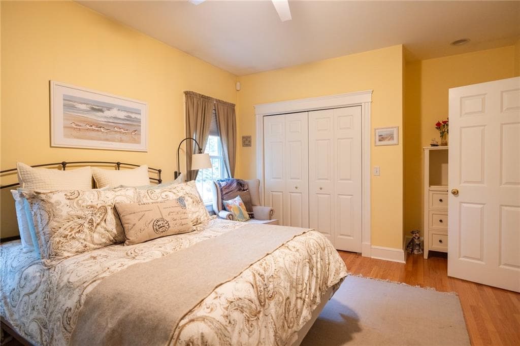 Single Family Residence at 20 Tea House Lane, Warwick, photo 23 of 31