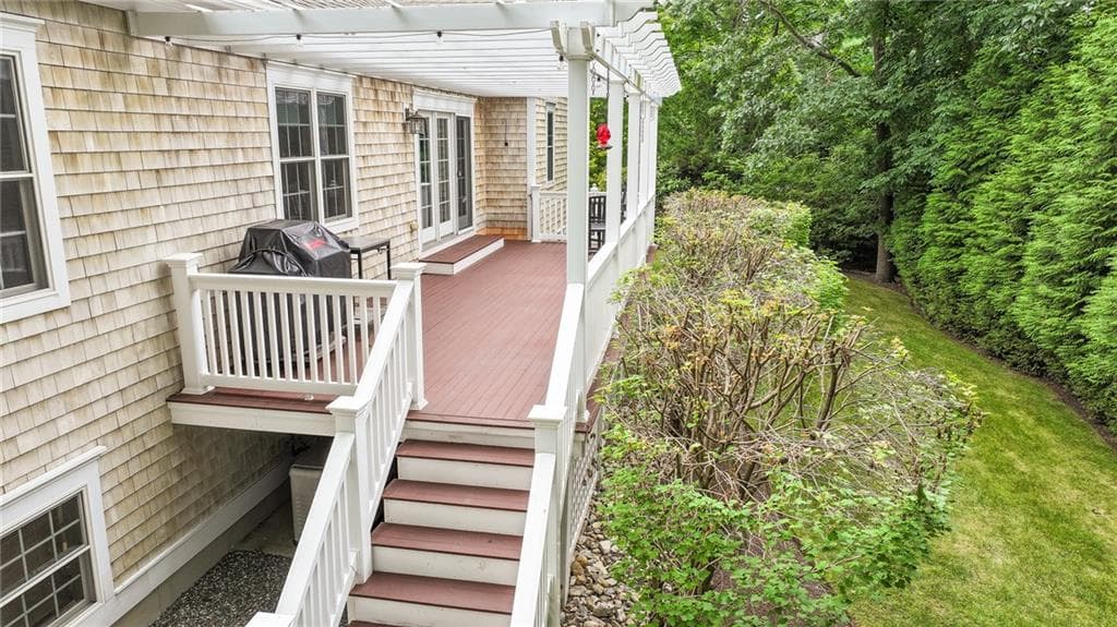 Single Family Residence at 20 Tea House Lane, Warwick, photo 7 of 31