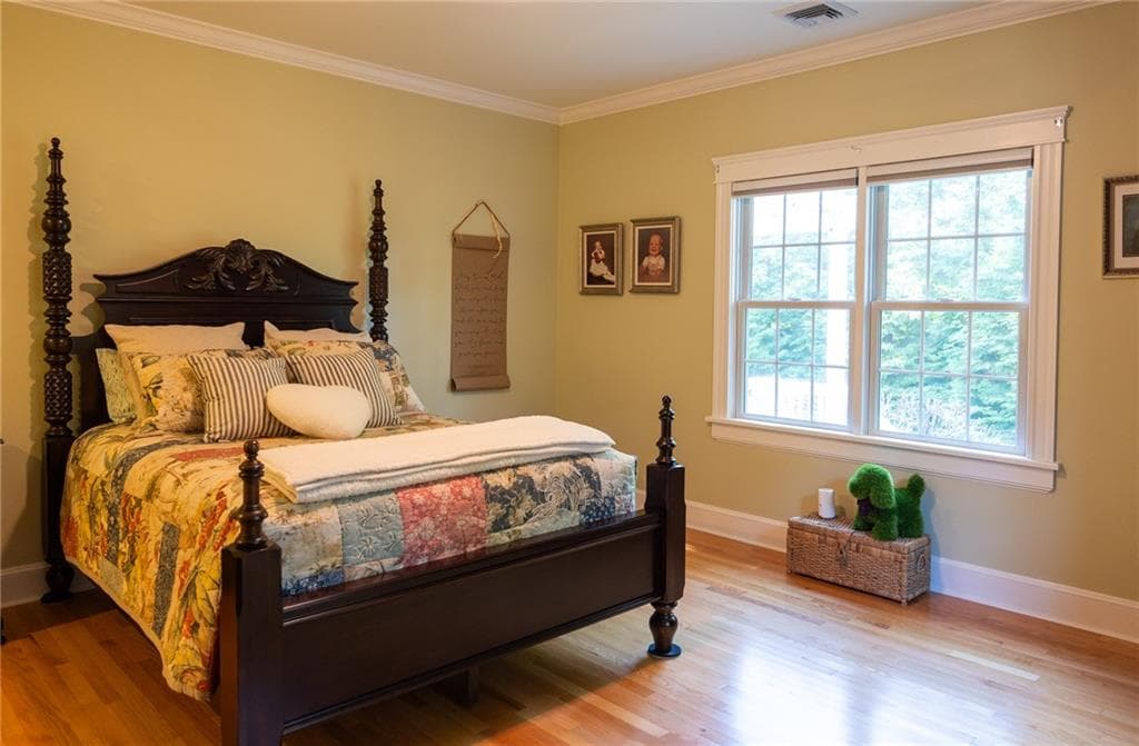 Single Family Residence at 20 Tea House Lane, Warwick, photo 18 of 31