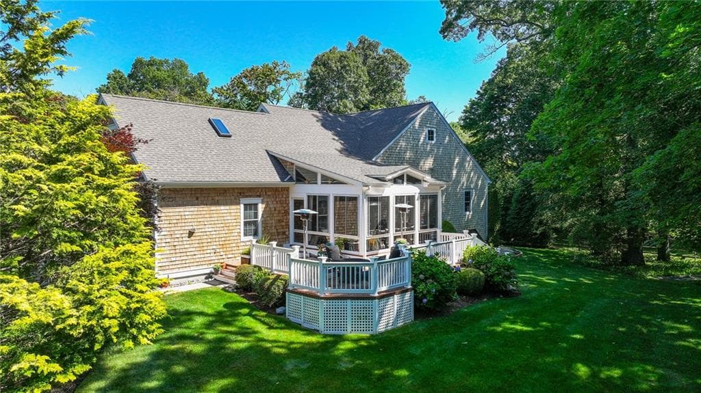Single Family Residence at 20 Tea House Lane, Warwick, photo 8 of 31