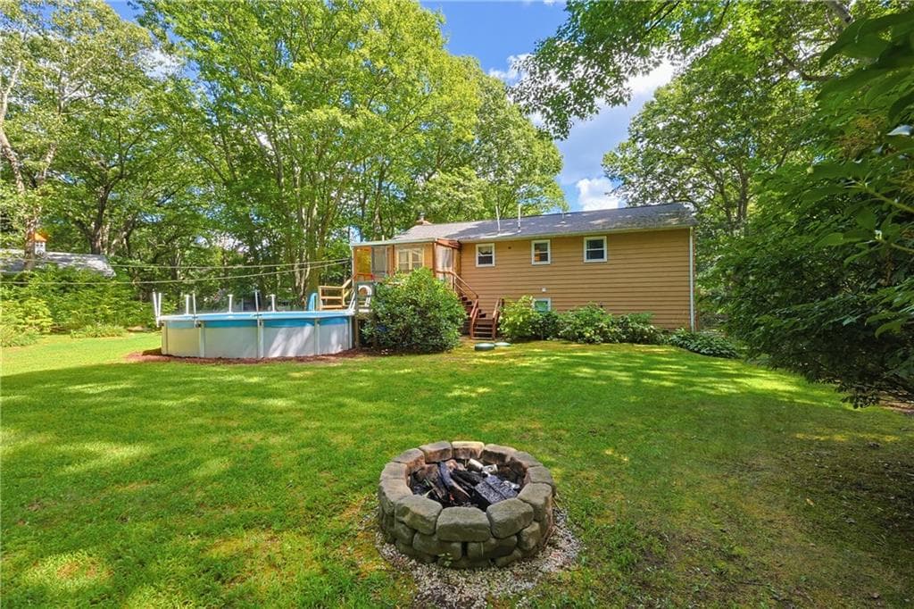 Single Family Residence at 685 Twin Brook Lane, Coventry, photo 5 of 42