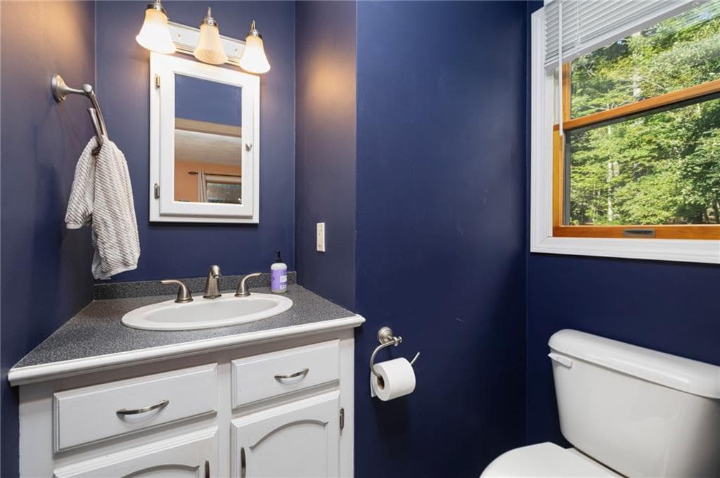 Single Family Residence at 702 Gardner Road, Exeter, photo 27 of 44