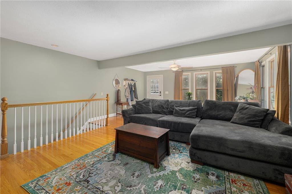 Single Family Residence at 702 Gardner Road, Exeter, photo 9 of 44