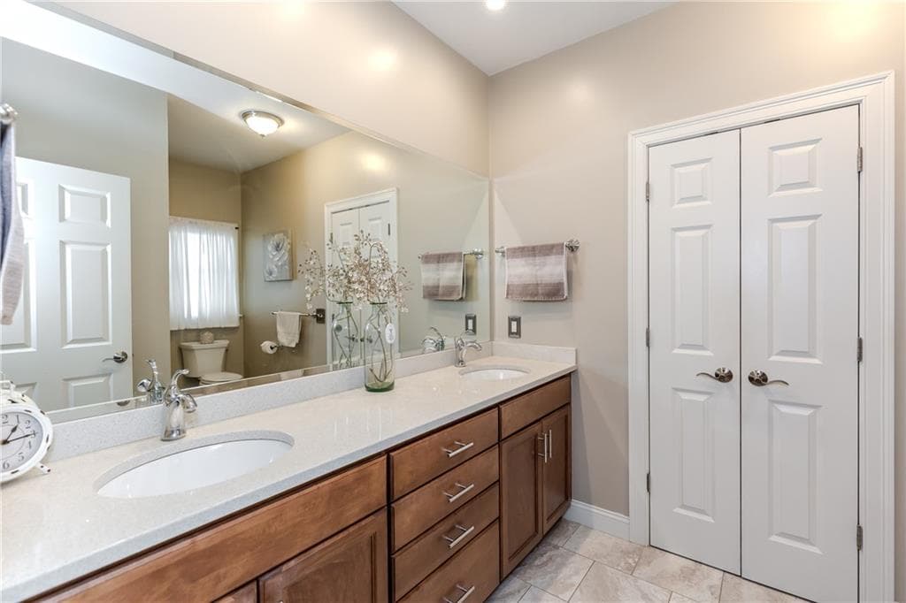 Condominium at 160 Allegra Lane, North Kingstown, photo 20 of 28