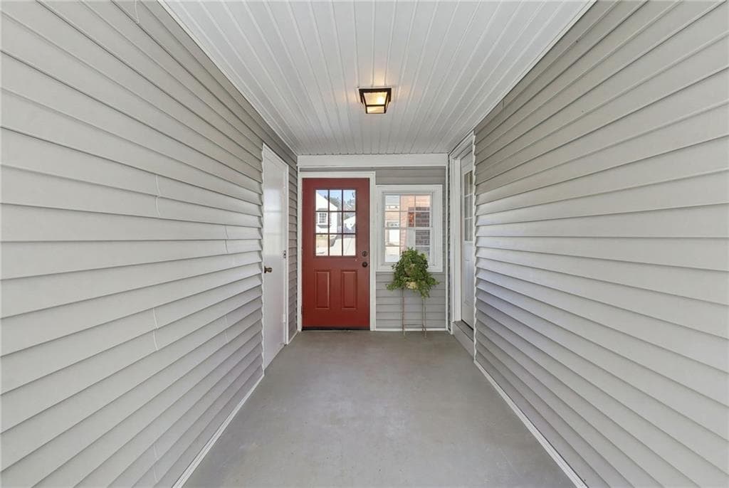 Single Family Residence at 200 Rowe Avenue, Pawtucket, photo 26 of 33