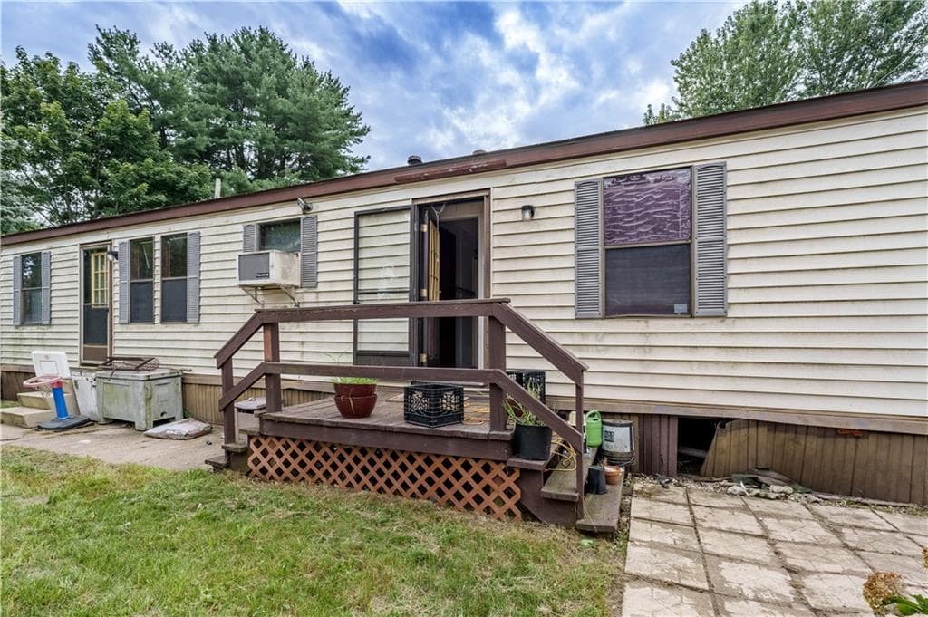 Single Family Residence at 6101 #29 Post Road, North Kingstown, photo 2 of 15