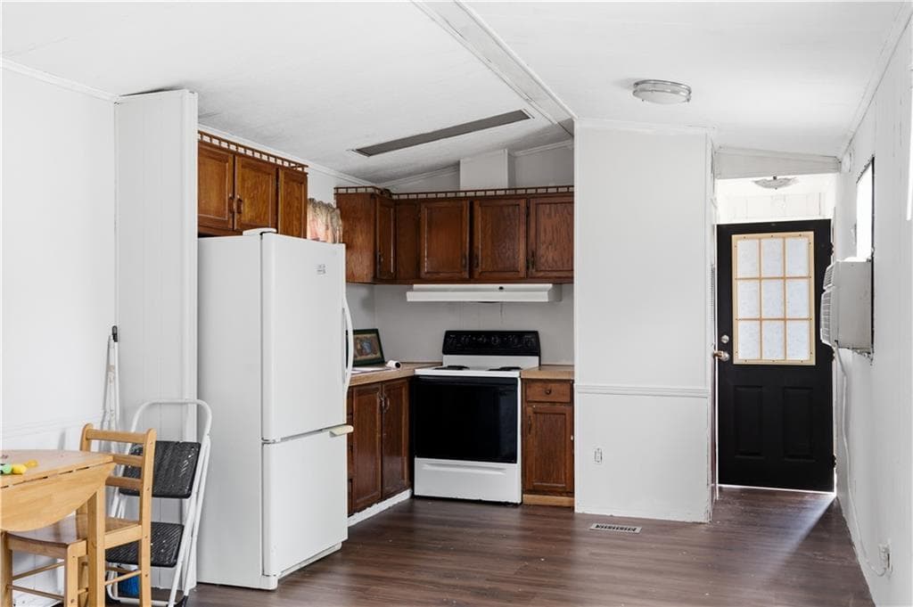 Single Family Residence at 6101 #29 Post Road, North Kingstown, photo 10 of 15