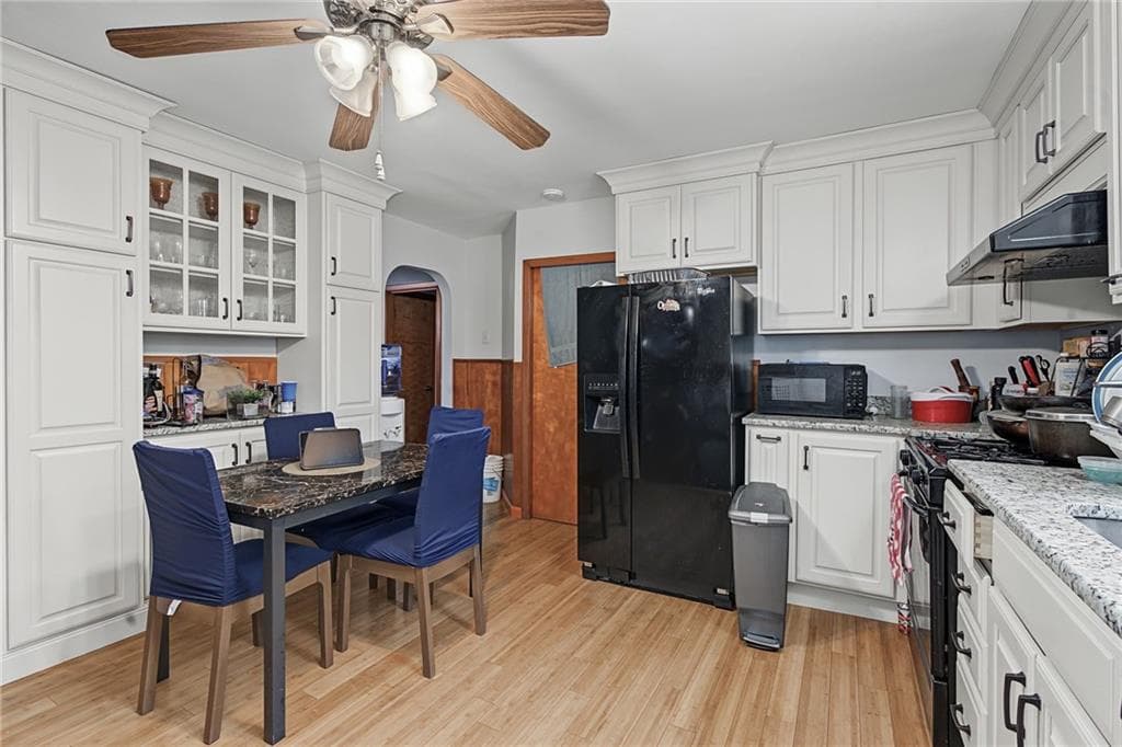 Single Family Residence at 283 front Street, Woonsocket, photo 11 of 30