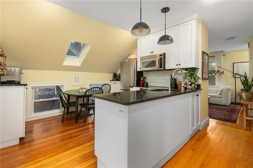 Condominium at 510 Wickenden Street UNIT 3, Providence, photo 13 of 33