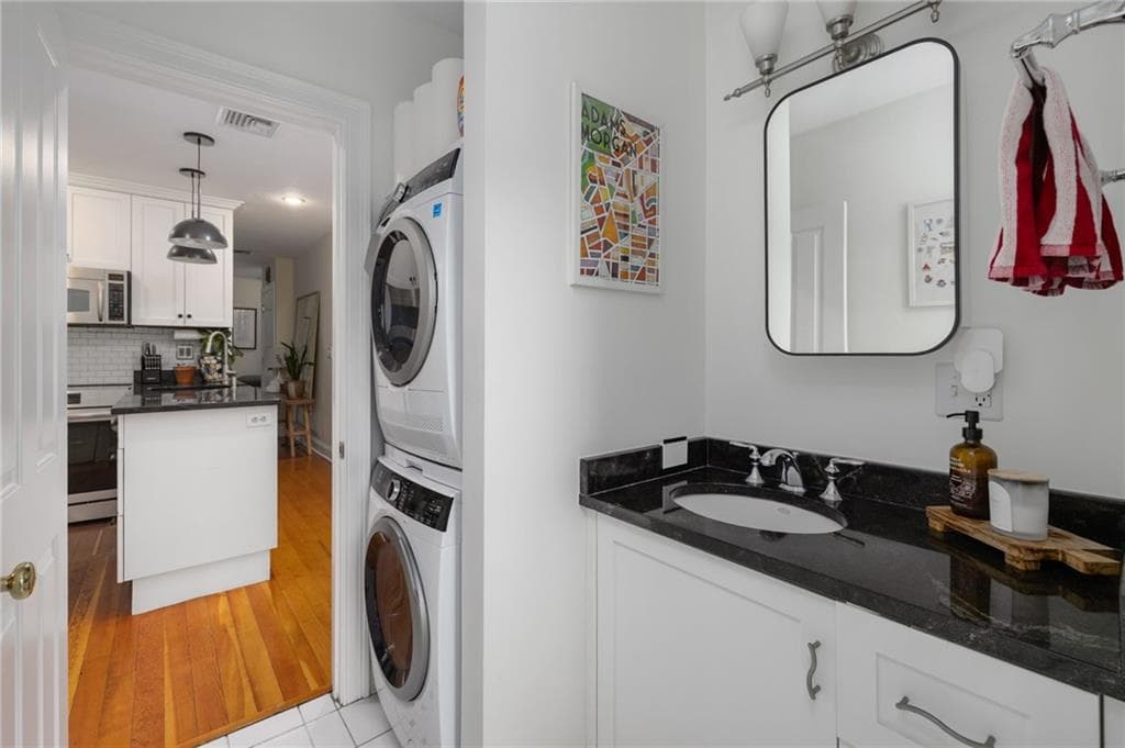 Condominium at 510 Wickenden Street UNIT 3, Providence, photo 8 of 33