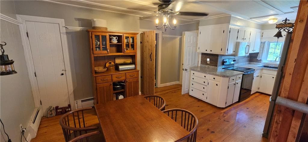 Single Family Residence at 97 Mendon Road, North Smithfield, photo 15 of 26