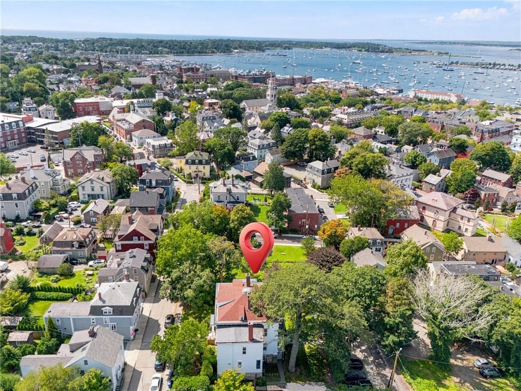 Condominium at 12 Mount Vernon Street UNIT 4, Newport, photo 47 of 50