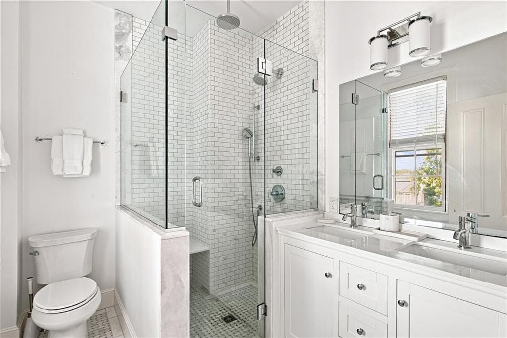 Condominium at 12 Mount Vernon Street UNIT 4, Newport, photo 22 of 50