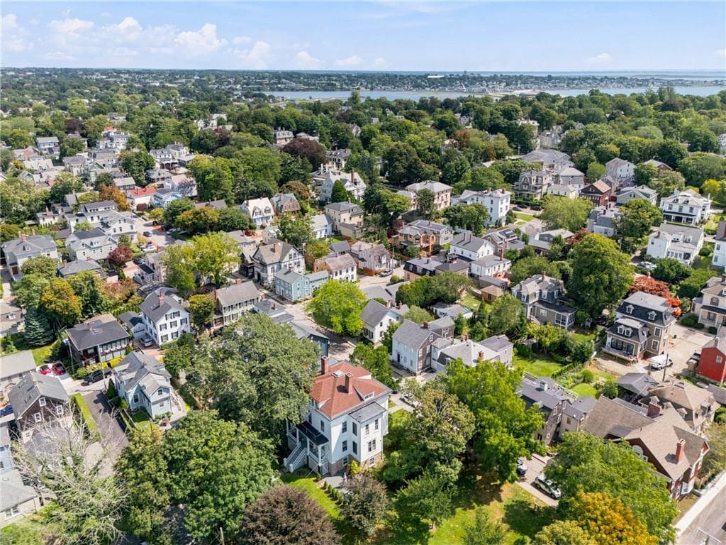 Condominium at 12 Mount Vernon Street UNIT 4, Newport, photo 50 of 50