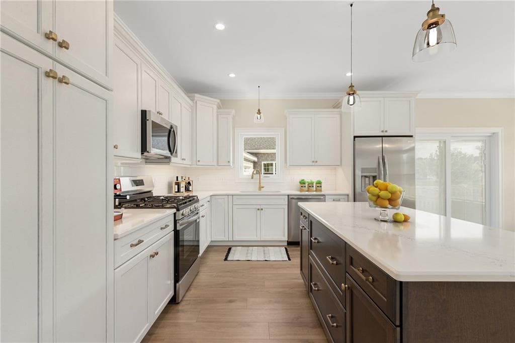 Condominium at 575 South Shore Village Boulevard, South Kingstown, photo 12 of 48