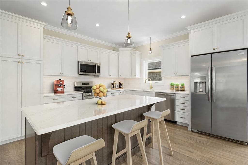 Condominium at 575 South Shore Village Boulevard, South Kingstown, photo 9 of 48