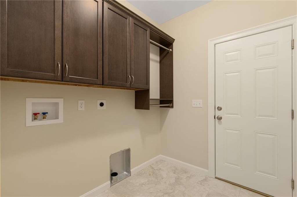 Condominium at 575 South Shore Village Boulevard, South Kingstown, photo 33 of 48