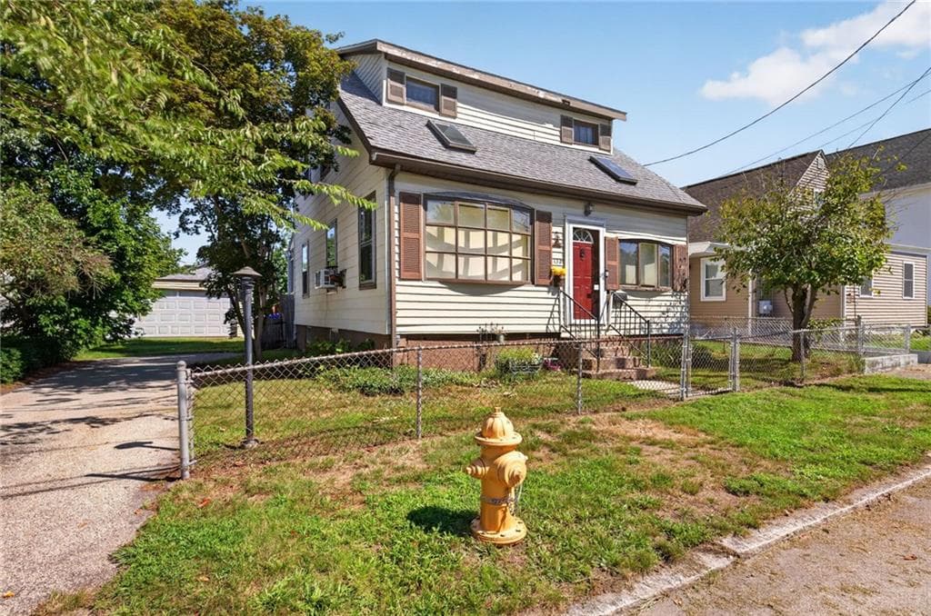 Single Family Residence at 138 Chaplin Street, Pawtucket, photo 2 of 29