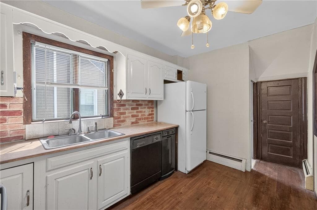 Single Family Residence at 138 Chaplin Street, Pawtucket, photo 4 of 29