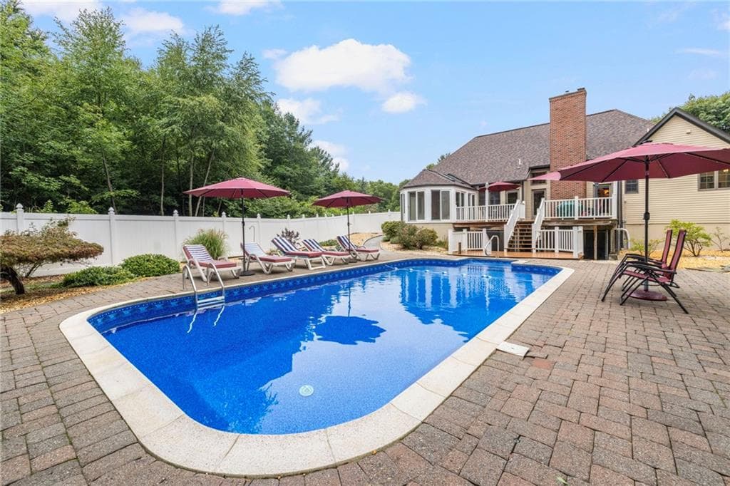 Single Family Residence at 42 Deer Run Drive, West Greenwich, photo 44 of 50