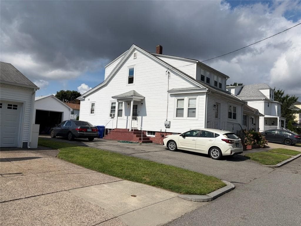 Multi Family at 293 Sutton Avenue, East Providence, photo 2 of 16
