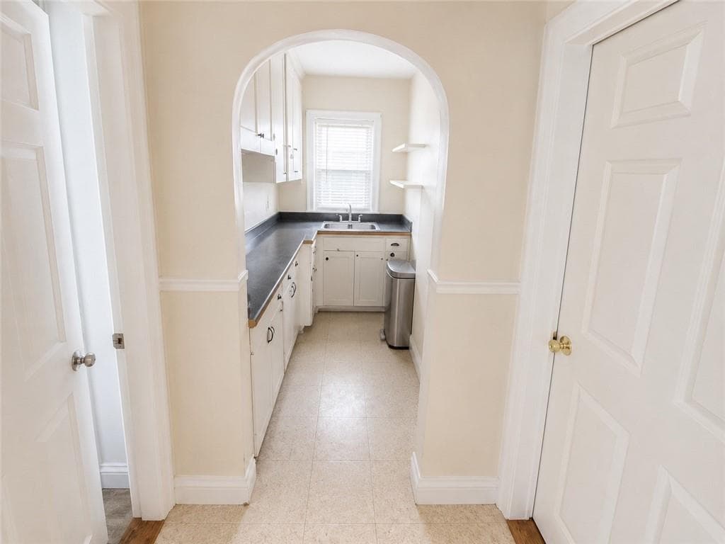 Multi Family at 293 Sutton Avenue, East Providence, photo 7 of 16