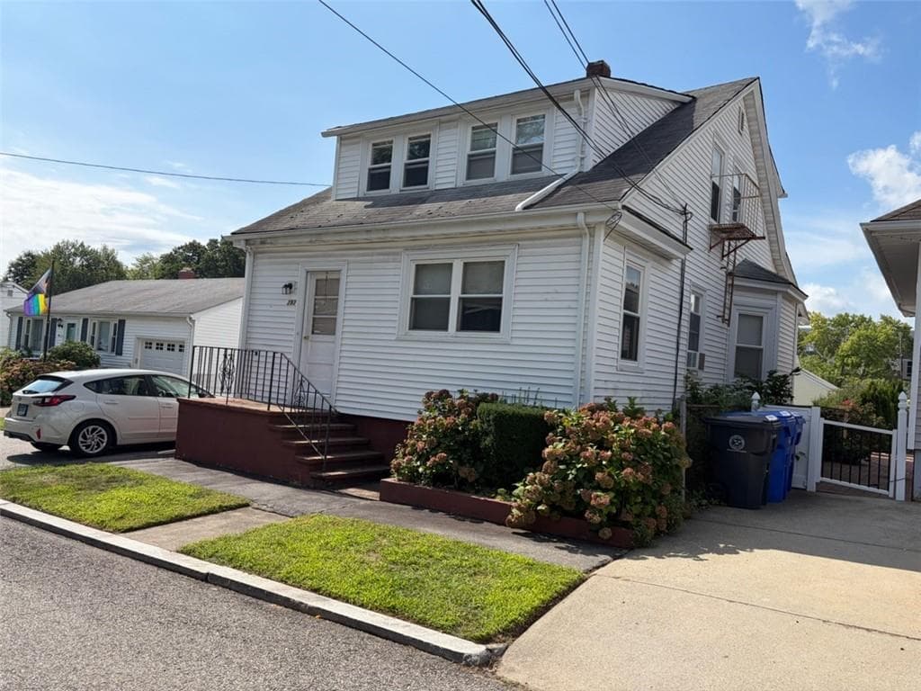 293 Sutton Avenue