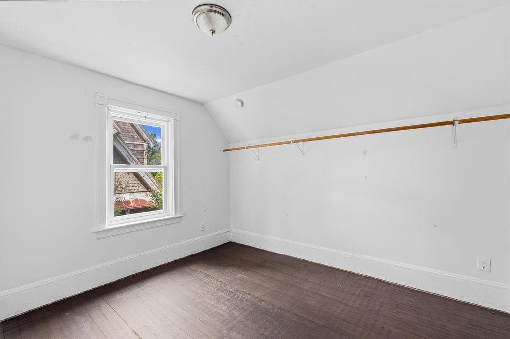 Multi Family at 165 Briggs Street, Providence, photo 22 of 25