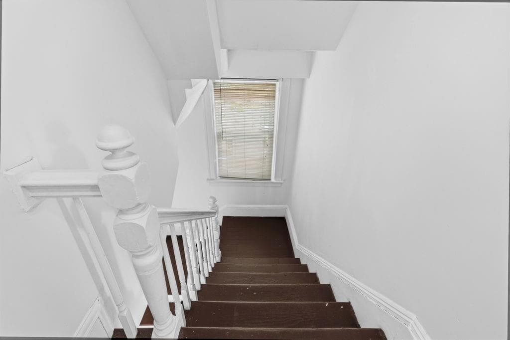 Multi Family at 165 Briggs Street, Providence, photo 24 of 25