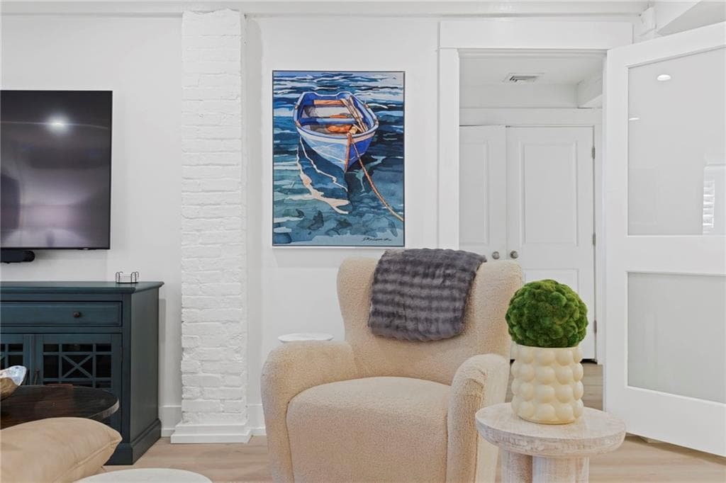 Condominium at 426 Spring Street UNIT B101, Newport, photo 16 of 36