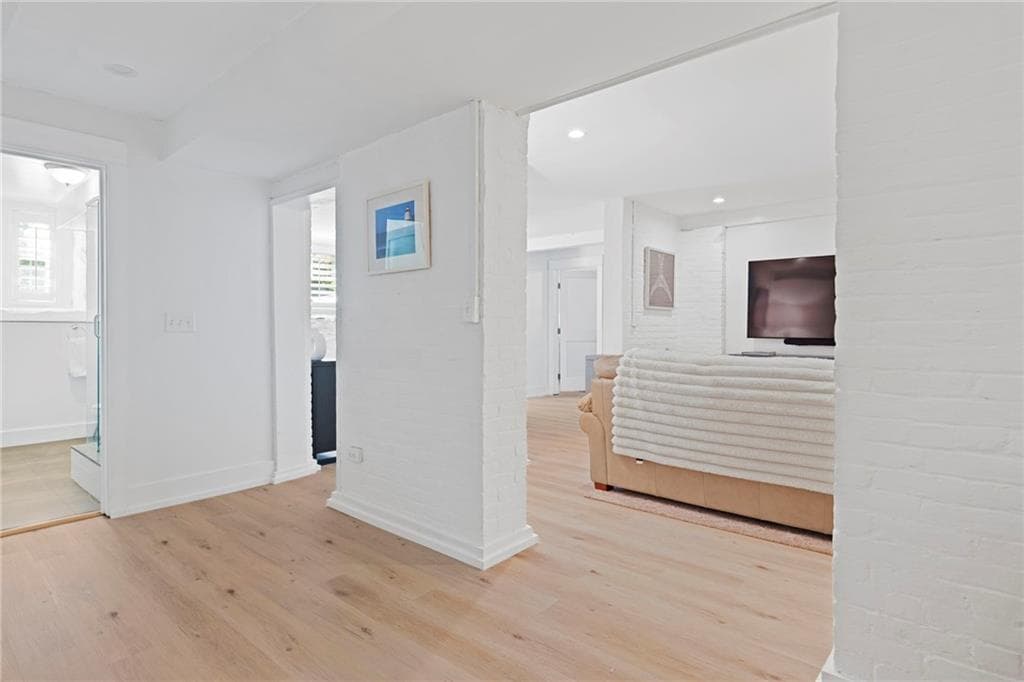 Condominium at 426 Spring Street UNIT B101, Newport, photo 10 of 36