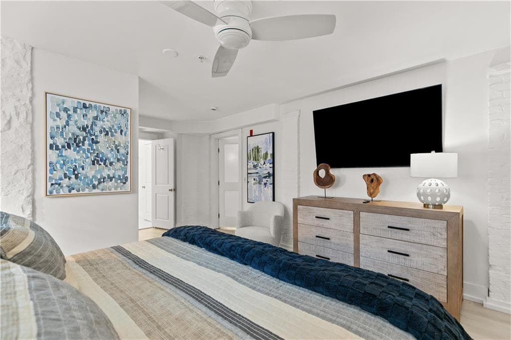 Condominium at 426 Spring Street UNIT B101, Newport, photo 18 of 36