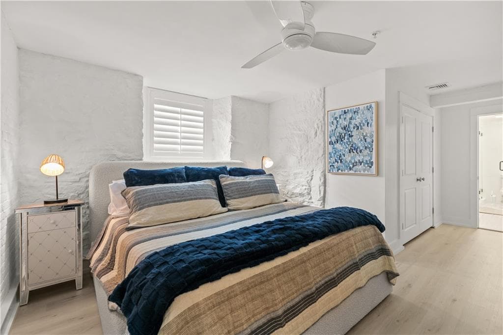 Condominium at 426 Spring Street UNIT B101, Newport, photo 19 of 36