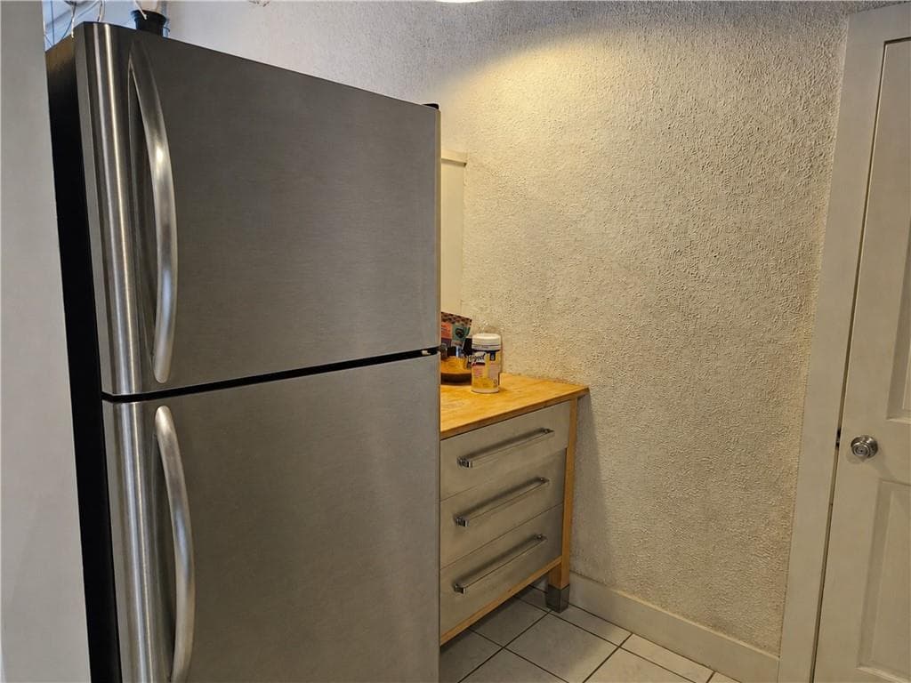 Condominium at 404 Roosevelt Avenue UNIT 103G, Central Falls, photo 6 of 23