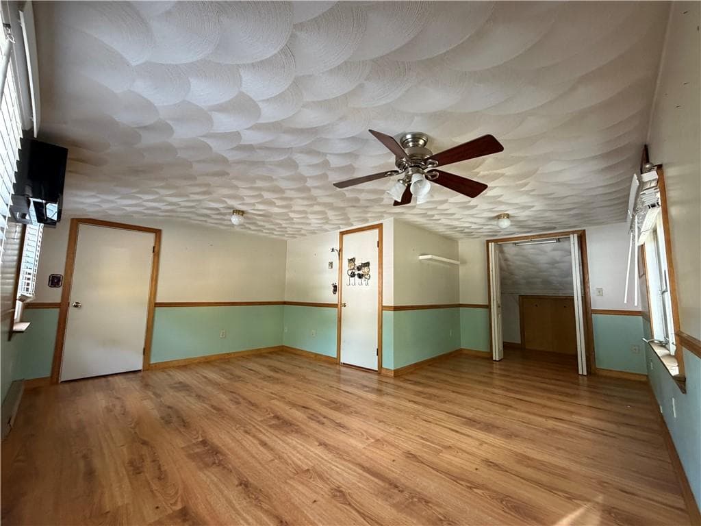 Single Family Residence at 67 Mountaindale Road, Smithfield, photo 27 of 32
