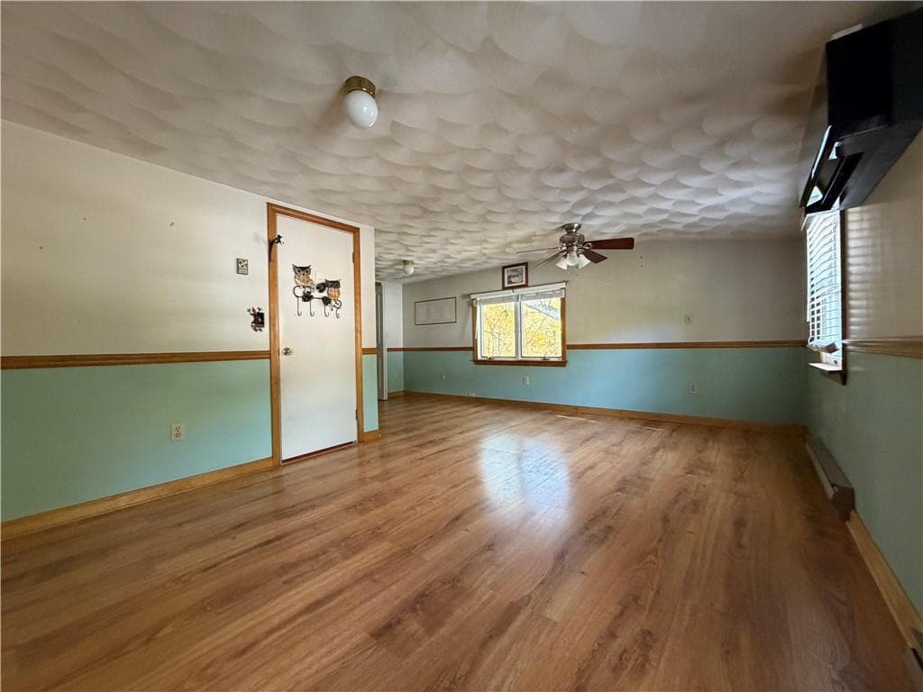 Single Family Residence at 67 Mountaindale Road, Smithfield, photo 28 of 32