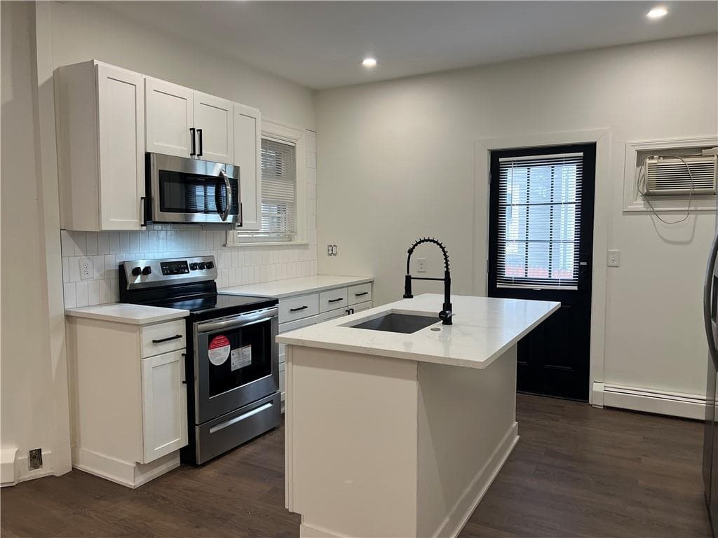 Multi Family at 511 Angell Street, Providence, photo 7 of 33