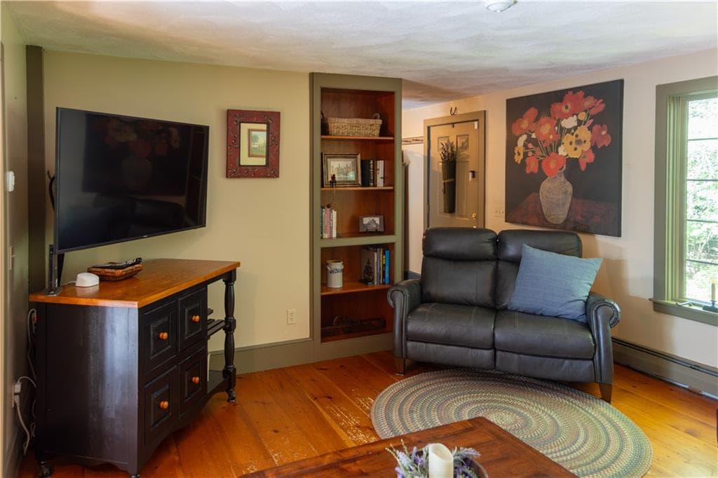Single Family Residence at 17 Boswell Trail, Foster, photo 13 of 50