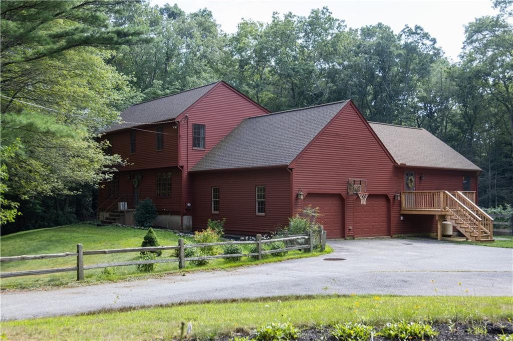 17 Boswell Trail