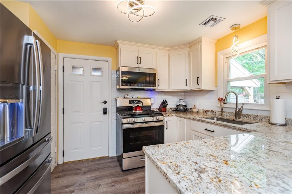 Single Family Residence at 6 Manor Drive, Coventry, photo 13 of 35